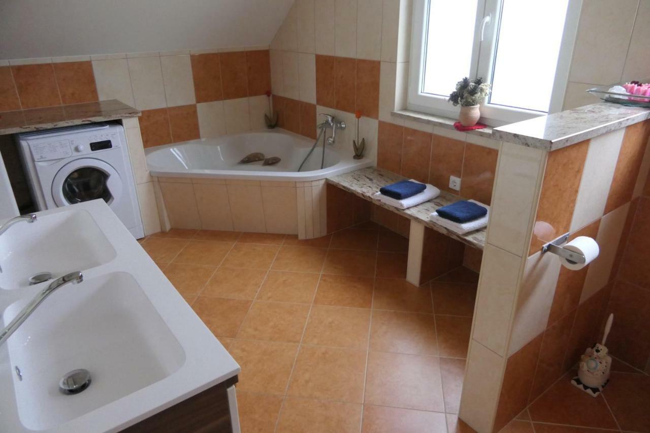 Apartments And Rooms Brunko Bled Bagian luar foto